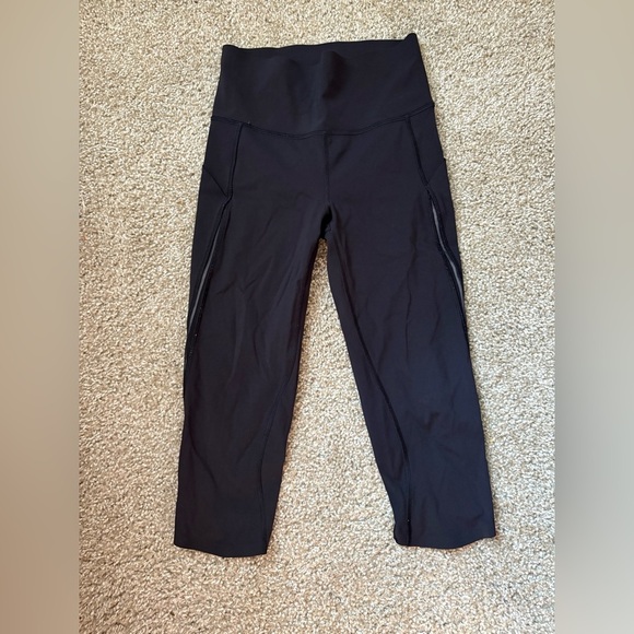 Lululemon 🍋😻Athletica Black Leggings - Picture 1 of 9